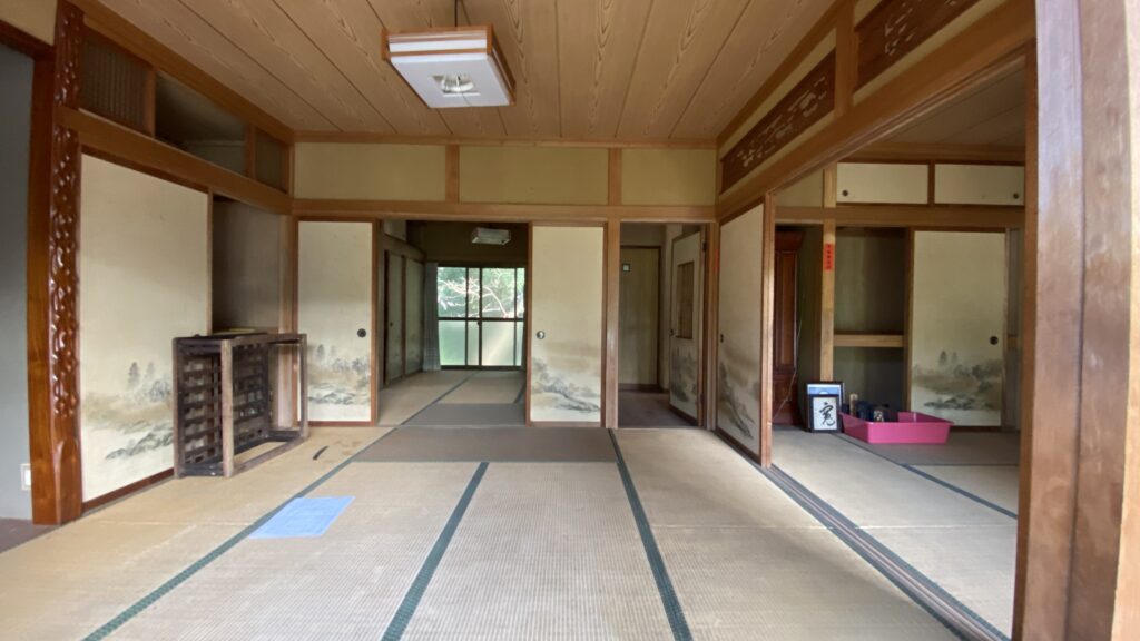 「チラシのお住まい」工事の様子②