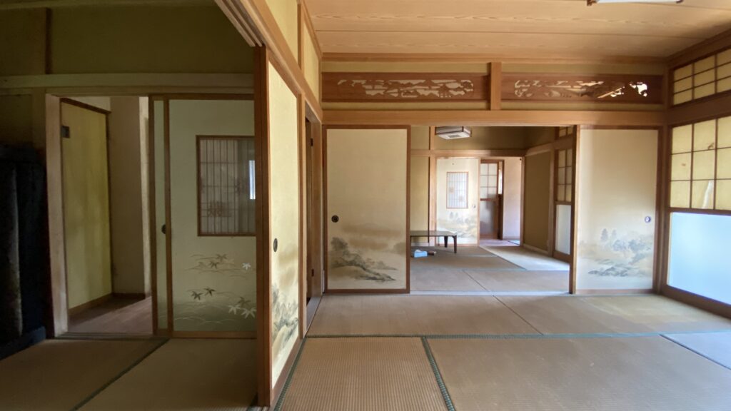 「チラシのお住まい」工事の様子③