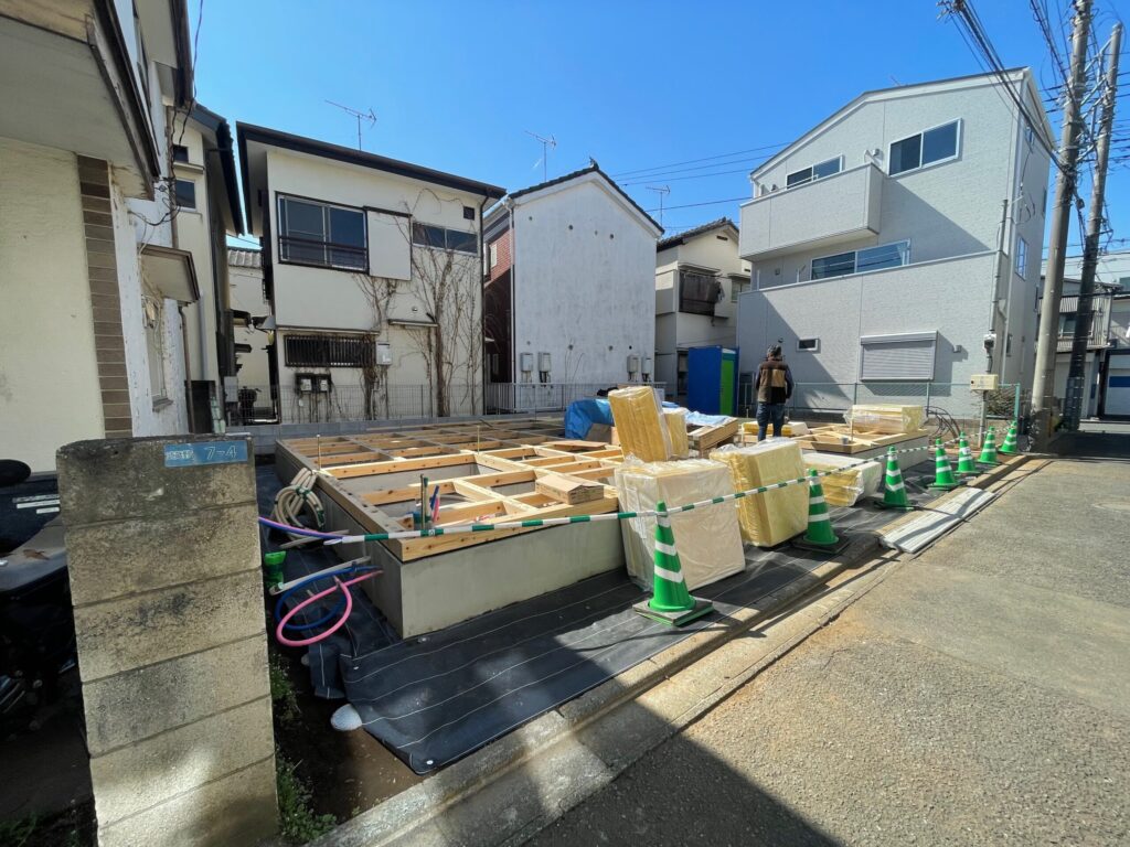 ふじみ野の木造アパート⑦土台敷き・床合板